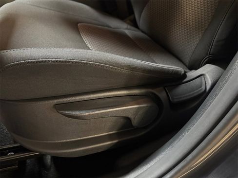 Certified 2024 Kia Sportage LX image 13