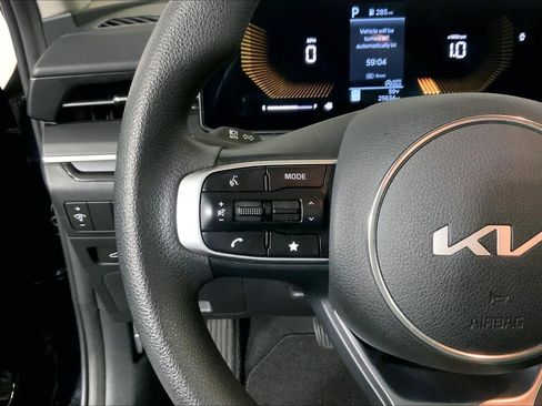 Used 2025 Kia K5 LXS FWD image 18