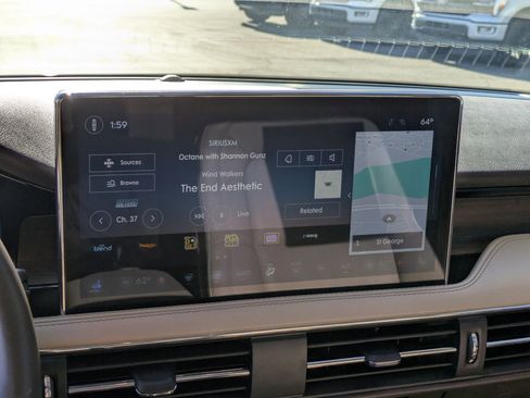 Used 2024 Lincoln Corsair Grand Touring w/ Equipment Group 301A image 23