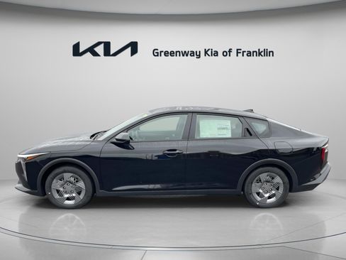 New 2025 Kia K4 LX image 4