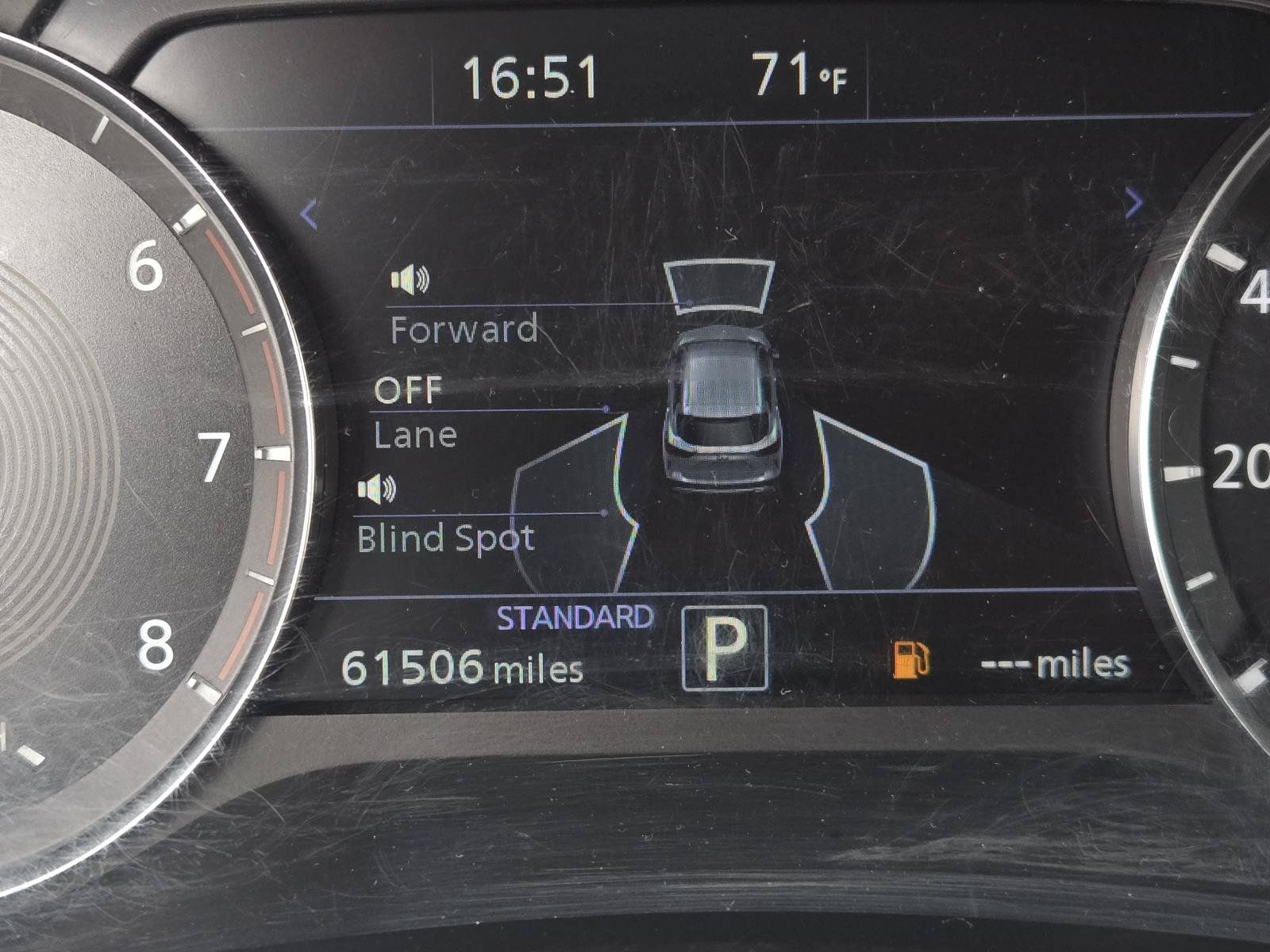 Used 2021 INFINITI QX50 Luxe FWD image 16