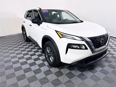 Certified 2021 Nissan Rogue S image 1