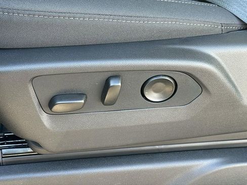 New 2026 GMC Sierra 3500 Pro w/ Fleet Convenience Package image 18