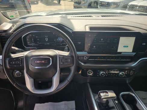 Used 2023 GMC Sierra 1500 SLT w/ SLT Premium Package AWD/4WD image 17