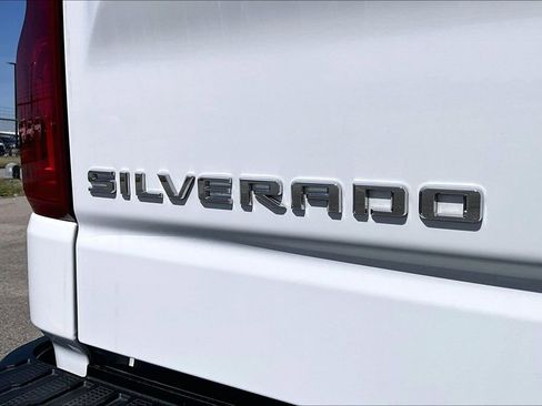 Used 2025 Chevrolet Silverado 1500 RST AWD/4WD image 44