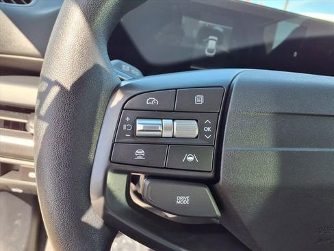 Used 2025 Kia K4 LXS image 16