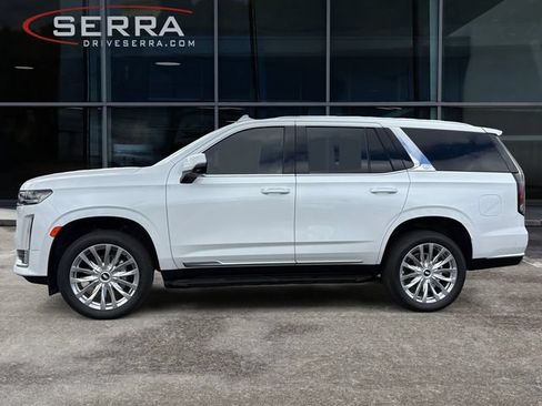 Certified 2024 Cadillac Escalade Premium Luxury AWD/4WD image 2