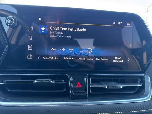 Certified 2025 Chevrolet TrailBlazer ACTIV w/ Convenience Package image 17