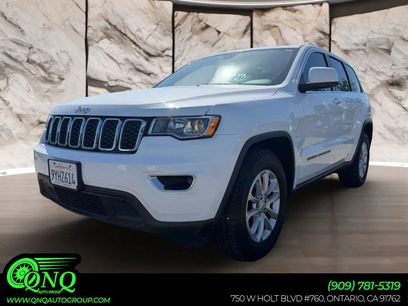 Used 2021 Jeep Grand Cherokee Laredo