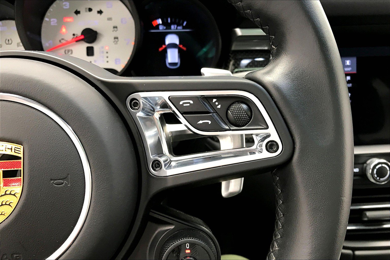 Used 2020 Porsche Macan GTS AWD/4WD image 19
