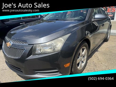 Used 2013 Chevrolet Cruze LT FWD image 1