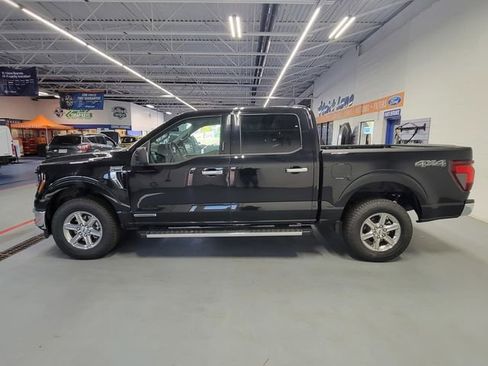 Used 2024 Ford F150 XLT w/ Mobile Office Package image 9