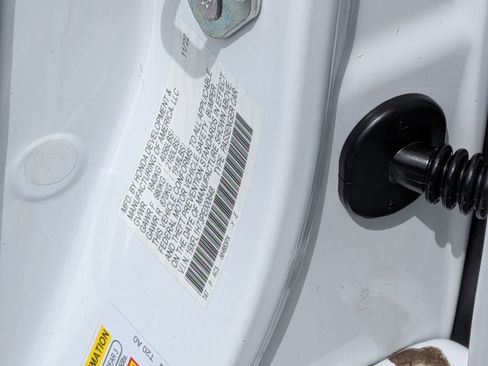 Certified 2023 Honda Civic EX-L image 30