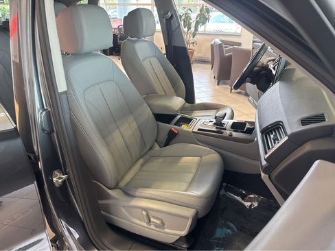 Used 2022 Audi Q5 2.0T Premium AWD/4WD image 31