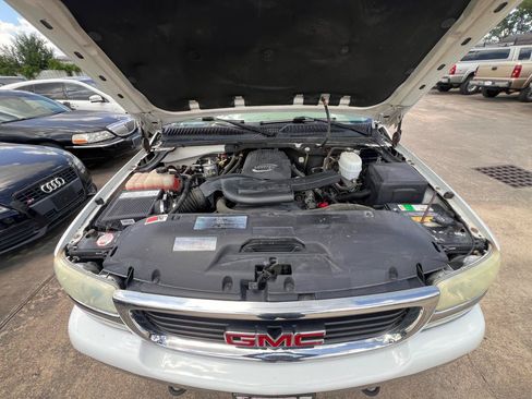 Used 2004 GMC Yukon XL SLT w/ Preferred Equipment Group RWD image 49
