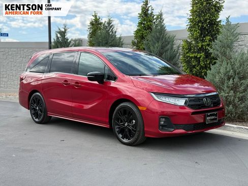Used 2025 Honda Odyssey Sport-L image 10