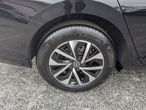 Used 2025 Volkswagen Jetta S image 32