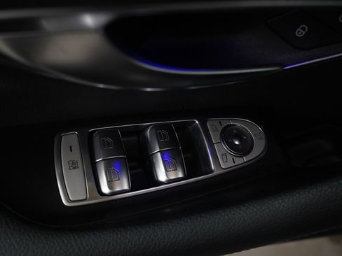 Used 2020 Mercedes-Benz E 450 E 450 image 21