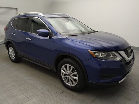 Used 2020 Nissan Rogue SV FWD image 11