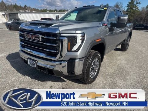 New 2026 GMC Sierra 2500 SLT w/ SLT Convenience Package AWD/4WD image 1