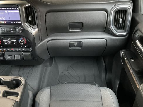 Used 2019 Chevrolet Silverado 1500 LT w/ All-Star Edition image 21