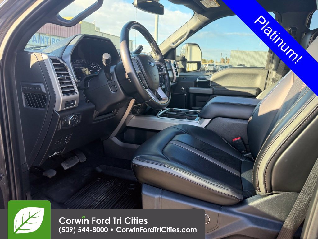 Used 2020 Ford F350 Platinum AWD/4WD image 2