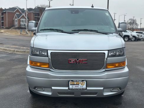 Used 2021 GMC Savana 2500 LS w/ Enhanced Convenience Package image 9