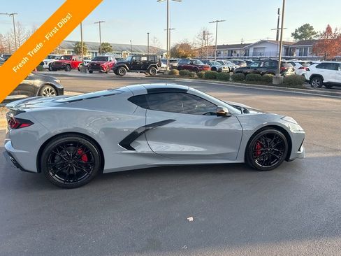 Used 2025 Chevrolet Corvette Stingray Coupe w/ 1LT image 6