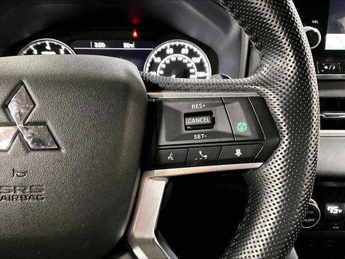 Used 2022 Mitsubishi Outlander SEL image 24