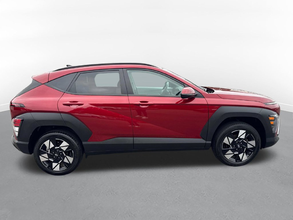 Used 2024 Hyundai Kona SEL AWD/4WD image 5