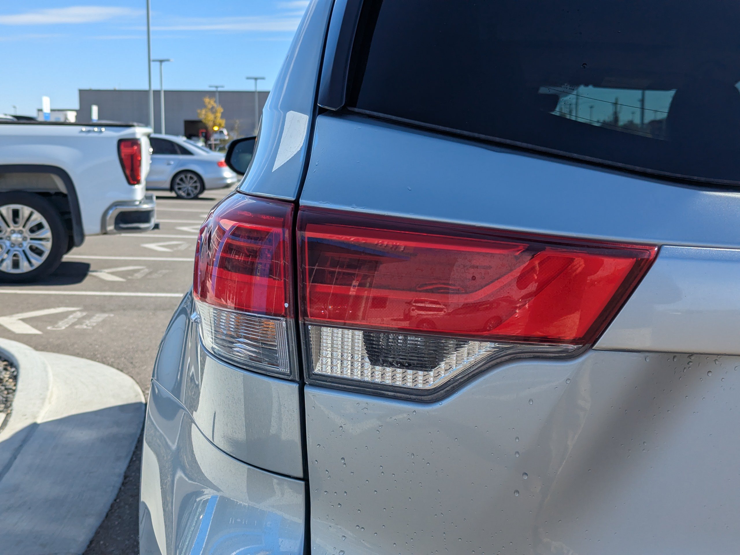 Used 2019 Toyota Highlander Limited AWD/4WD image 45