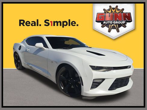 Used 2018 Chevrolet Camaro SS RWD image 1
