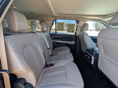 Used 2024 Ford Expedition Max Limited image 34