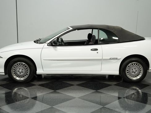 Used 1999 Chevrolet Cavalier Z24 image 2