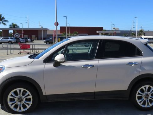 Used 2016 FIAT 500X Easy image 2