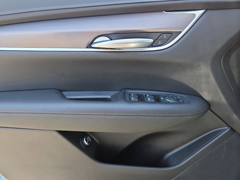 Certified 2023 Cadillac XT5 Luxury image 12