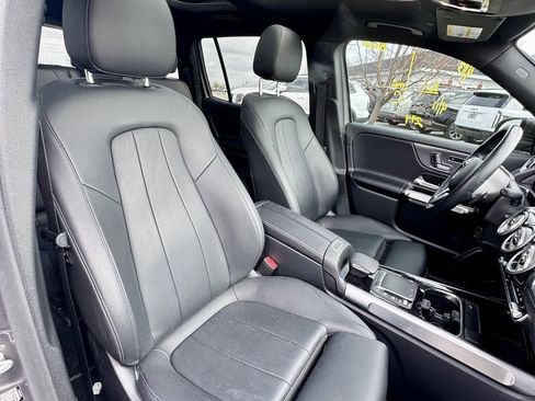 Used 2022 Mercedes-Benz GLB 250 4MATIC image 12