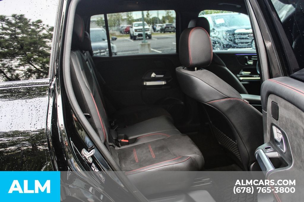 Used 2025 Mercedes-Benz GLB 250 image 18