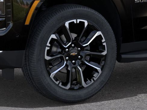 New 2025 Chevrolet Suburban LS AWD/4WD image 33