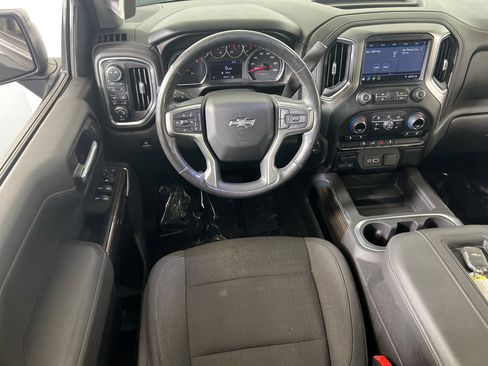 Used 2021 Chevrolet Silverado 1500 LT Trail Boss image 21