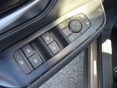 New 2026 Nissan Kicks SV w/ SV Premium Package image 6