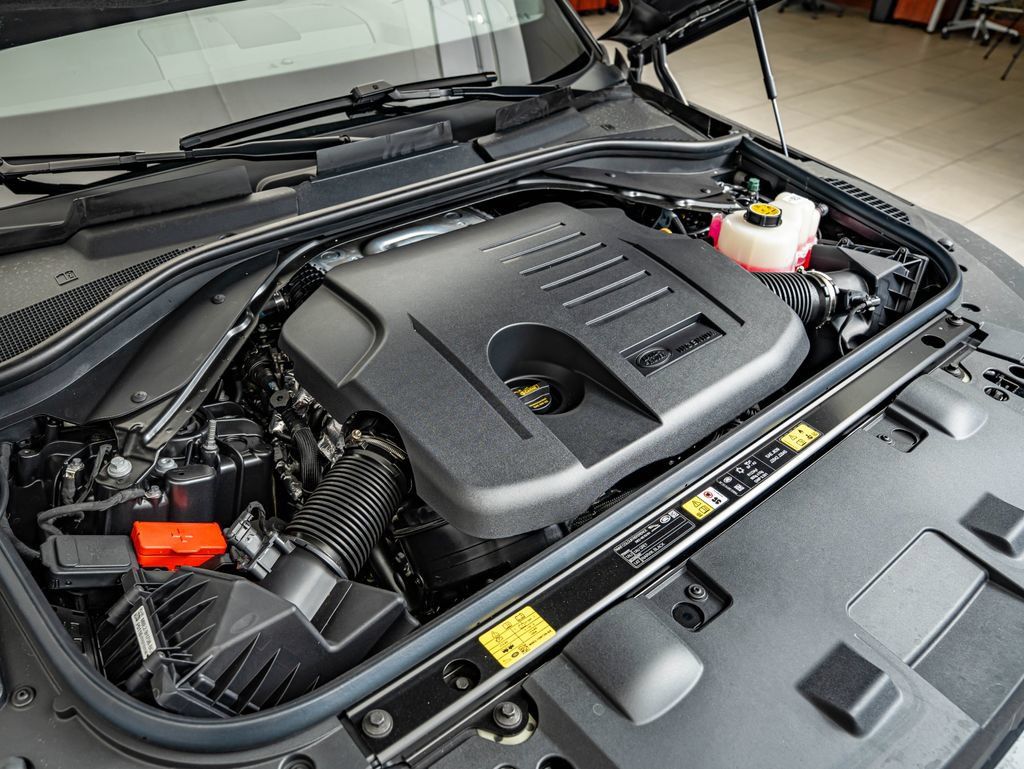New 2026 Land Rover Range Rover Sport Dynamic SE AWD/4WD image 40