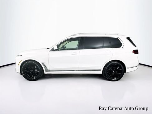 Used 2026 BMW X7 xDrive40i w/ Premium Package AWD/4WD image 4