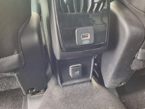 Certified 2025 Jeep Compass Limited AWD/4WD image 25