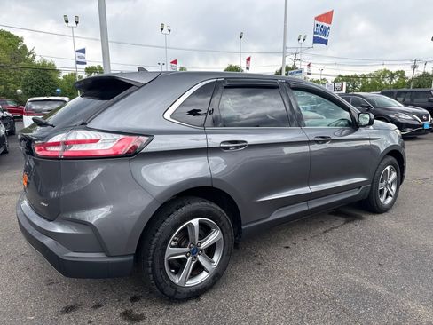 Used 2022 Ford Edge SEL w/ Convenience Package AWD/4WD image 6