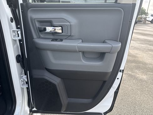 Used 2015 RAM 1500 Big Horn RWD image 16
