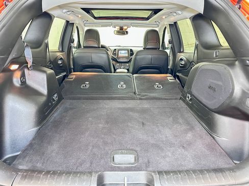 Certified 2021 Jeep Cherokee Latitude Plus image 21