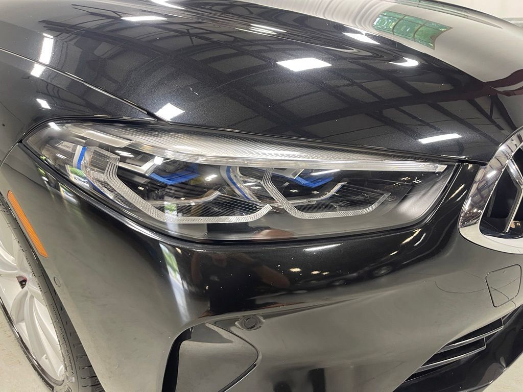 Used 2020 BMW 840i xDrive Coupe w/ Driving Assistance Package AWD/4WD image 10