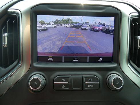Used 2022 Chevrolet Silverado 1500 LT Trail Boss w/ LT Trail Boss Premium Package AWD/4WD image 33