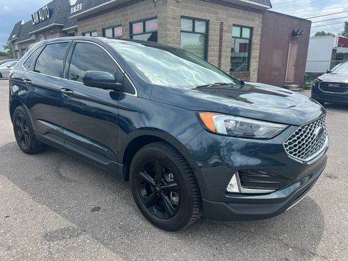 Used 2023 Ford Edge SEL w/ Convenience Package AWD/4WD image 2